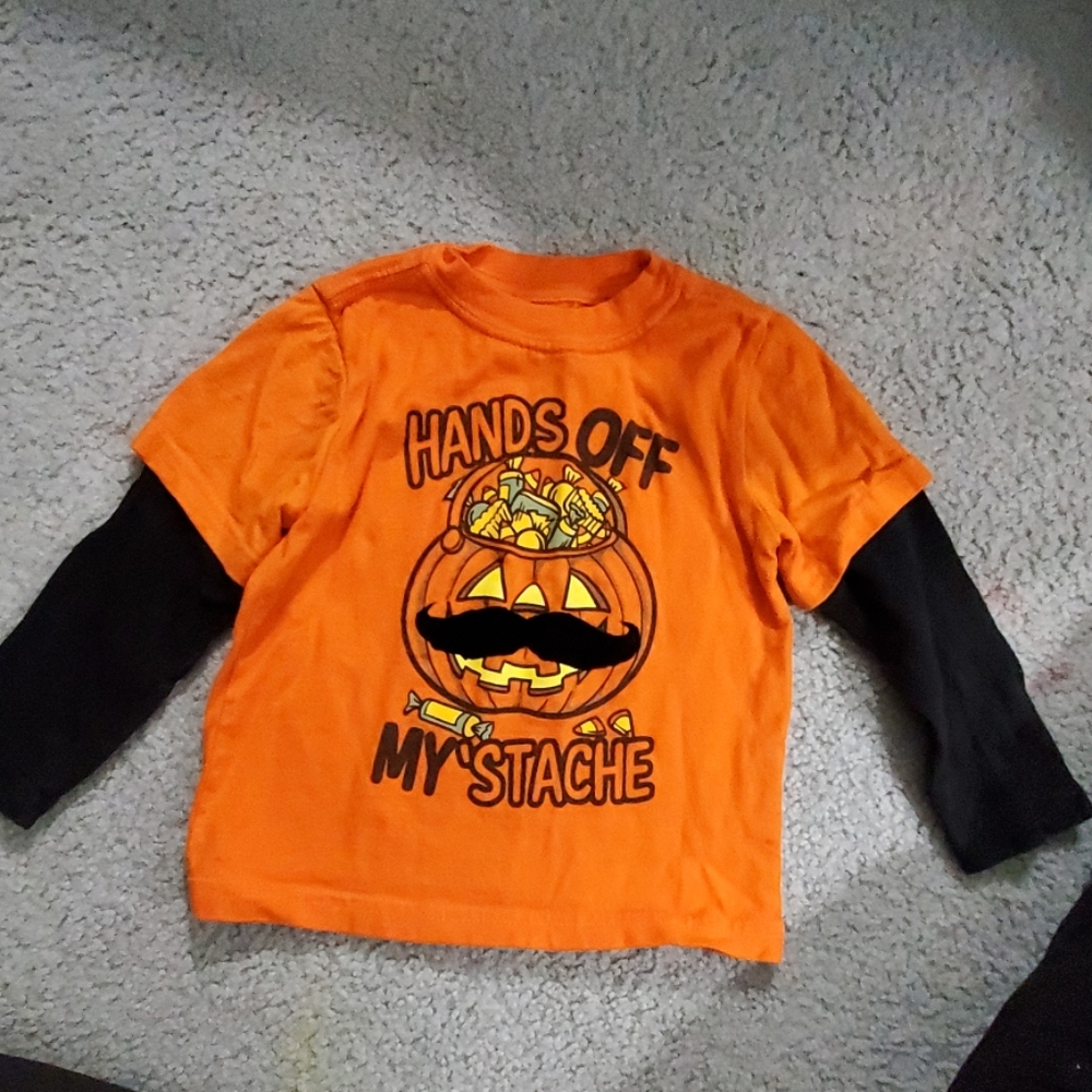 🎃Baby boy size 24M Halloween shirt🎃